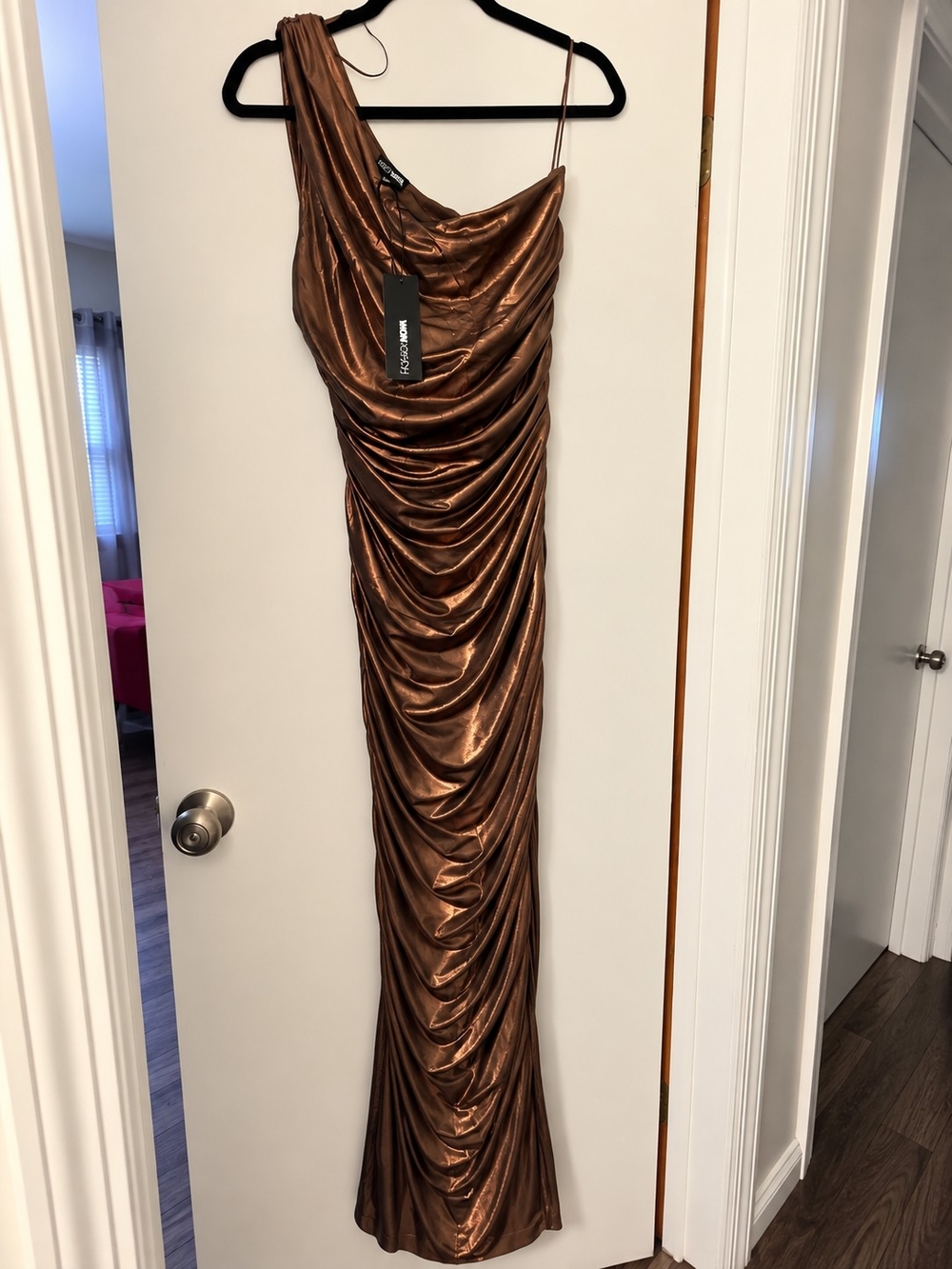 Fashion Nova Metallic Bronze Ruched One-Shoulder Maxi Dress – Size Large – NWT
